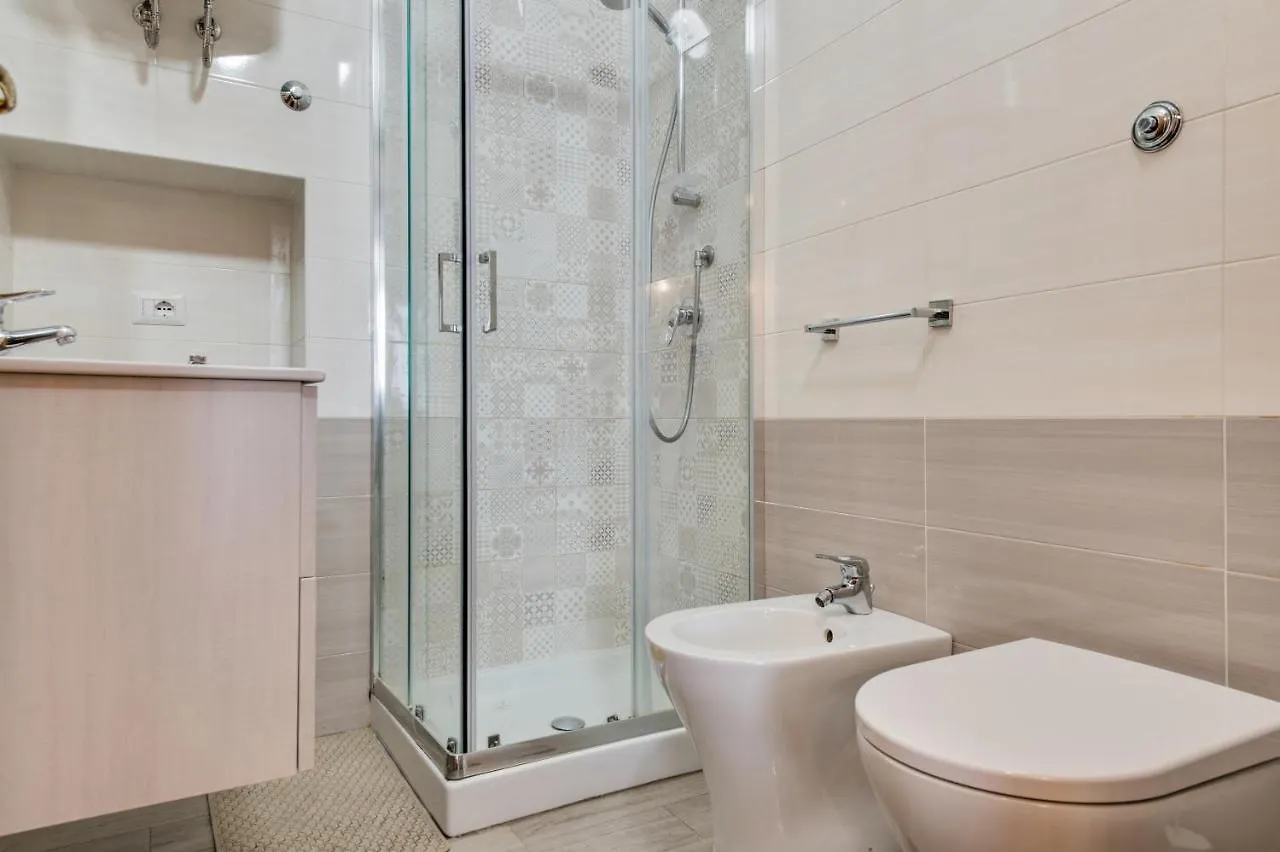 Spaccanapoli - Fully Equipped Studio Naples