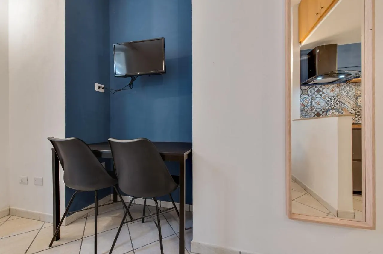 Apartment Spaccanapoli - Fully Equipped Studio Italy