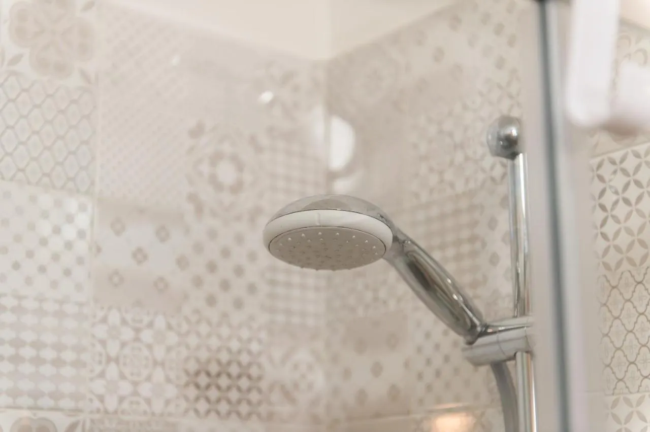 Spaccanapoli - Fully Equipped Studio Apartment Naples